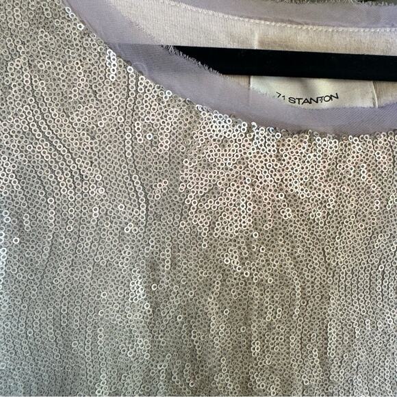 71 Stanton gold sequin blouse - Picture 5 of 8